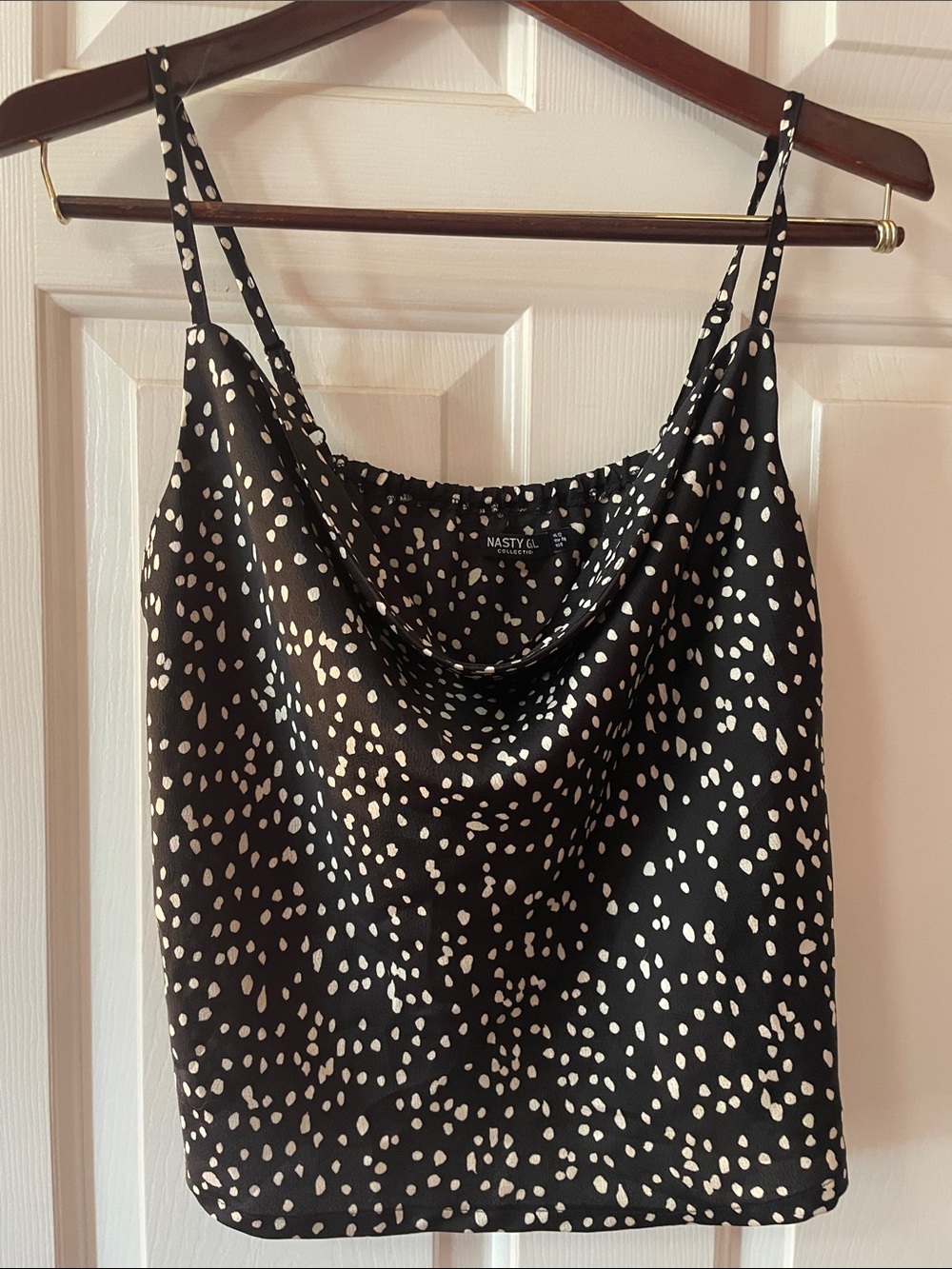 NASTY GAL COWL NECK CROP CAMI - Picture 2 of 7